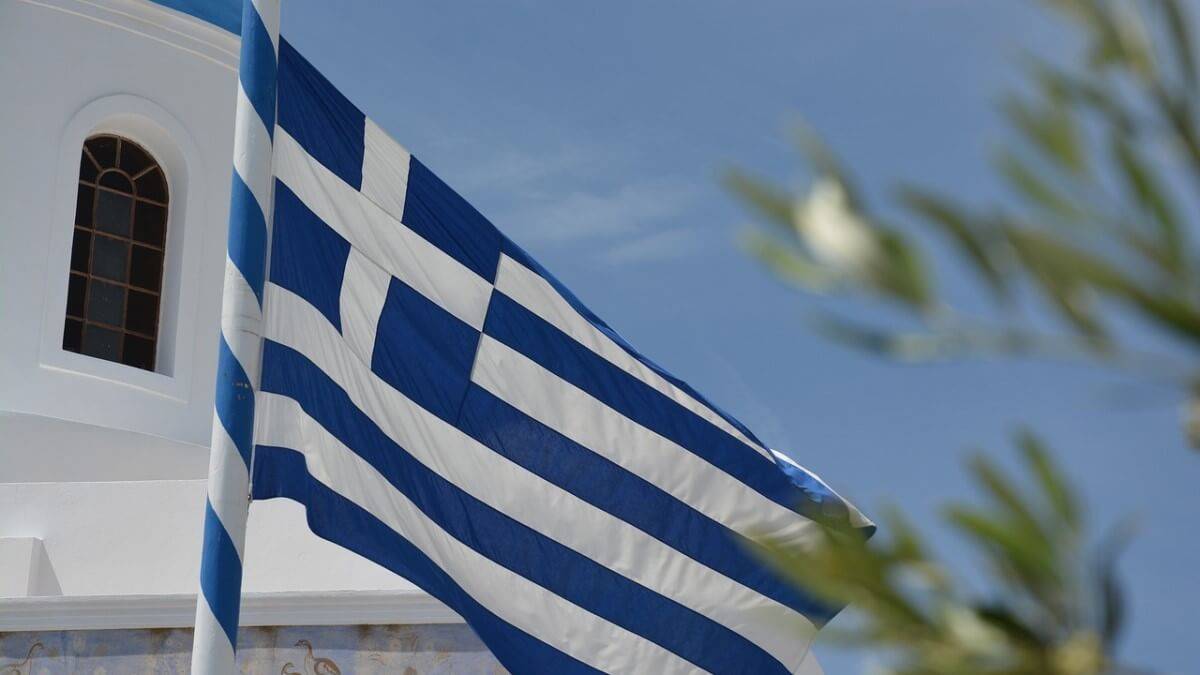 مهاجرپذیری یونان از طریق تمکن مالی