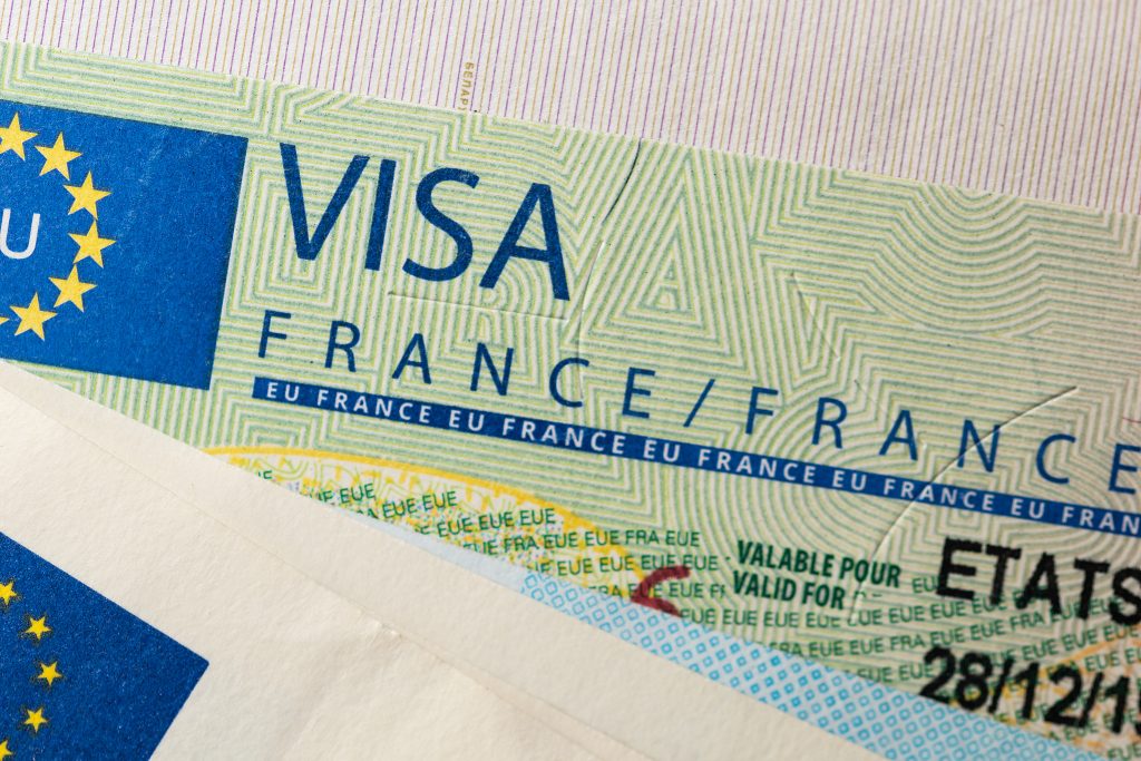 تصویری از ویزای فرانسه برای عنوان ویزای تحصیلی فرانسه انتخاب شده است.