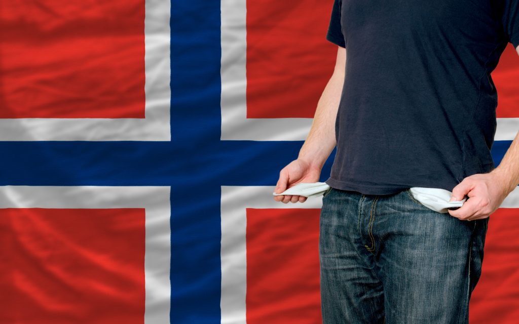 تصویری از فردی که نیاز به دریافت هزینه دارد برای عنوان داشتن کار نیمه وقت در نروژ انتخاب شده است.