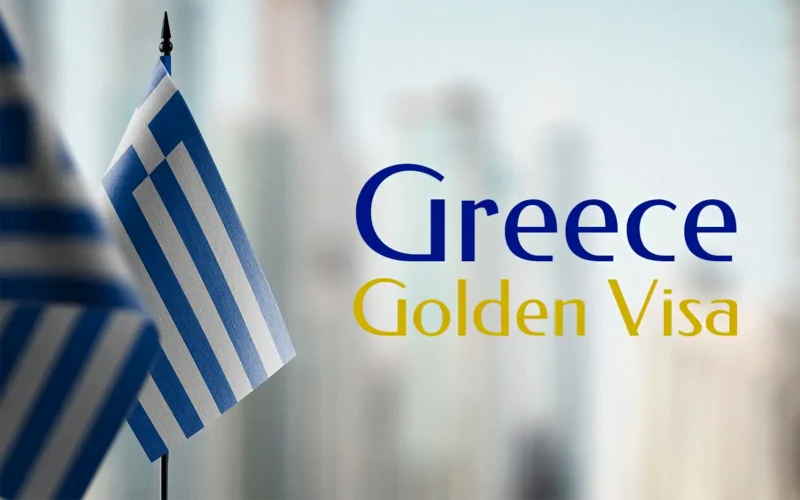 تصویری از پرچم یونان با نوشته‌ی ویزای طلائی برای عنوان شرایط جدید مهاجرت به یونان از طریق سرمایه‌گذاری در سال 2023 انتخاب شده است.