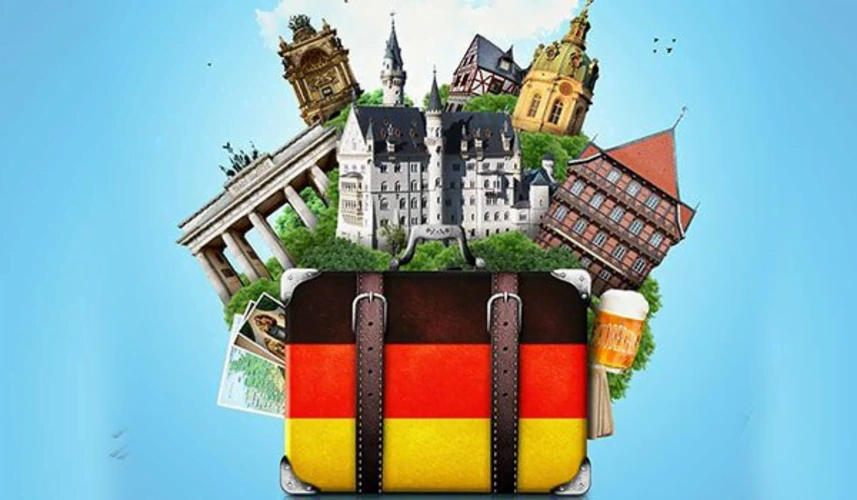 تصویری از چمدانی با طرح پرچم آلمان و چندیدن بنای معروف آلمان برای عنوان معرفی روش‌های مهاجرت به آلمان انتخاب شده است.