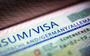 تمکن مالی برای اخذ ویزای کشورهای مختلف چقدر باید باشد؟